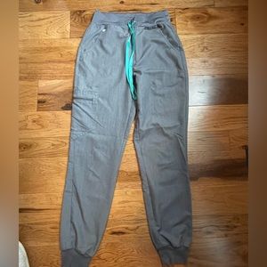 Figs XS gray high waisted jogger